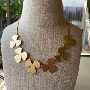 Statement necklace